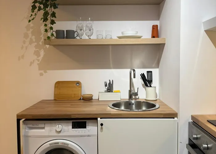 Kiseleff Park - Piata Victoriei * Boekarest